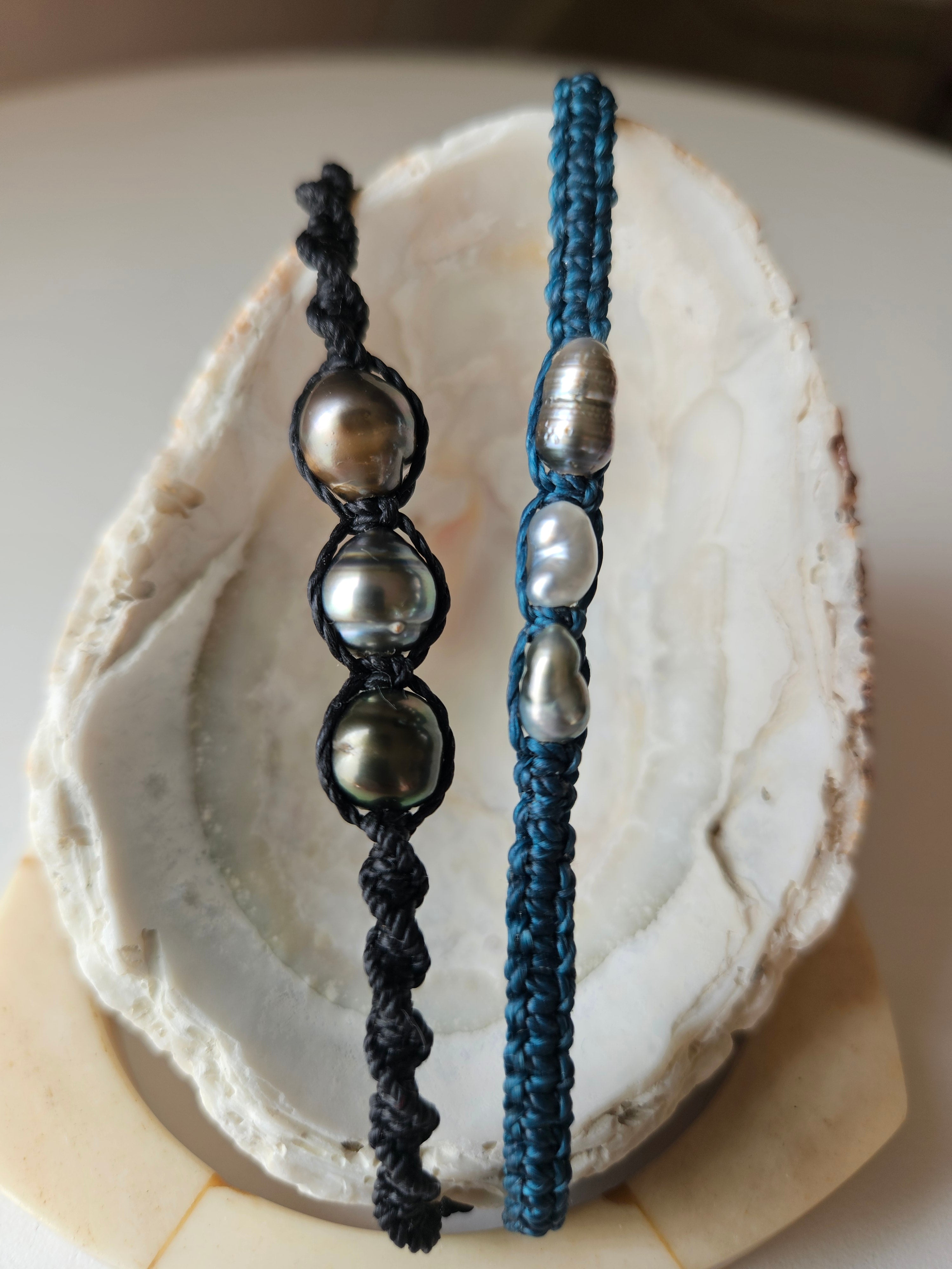 Bracelet "Océan" : Trio de Perles ou Keishis de Tahiti